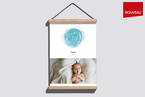 Murale avec le nom Liam et fond doux, créant une atmosphère chaleureuse.