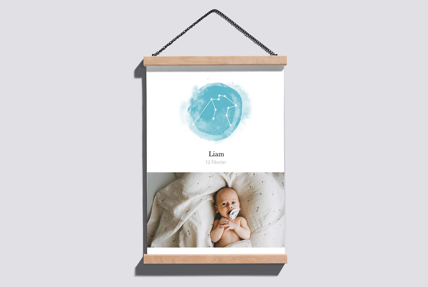 Murale avec le nom Liam et fond doux, créant une atmosphère chaleureuse.