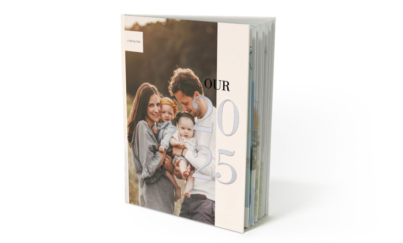 Modèle créatif de livre photo Notre Année