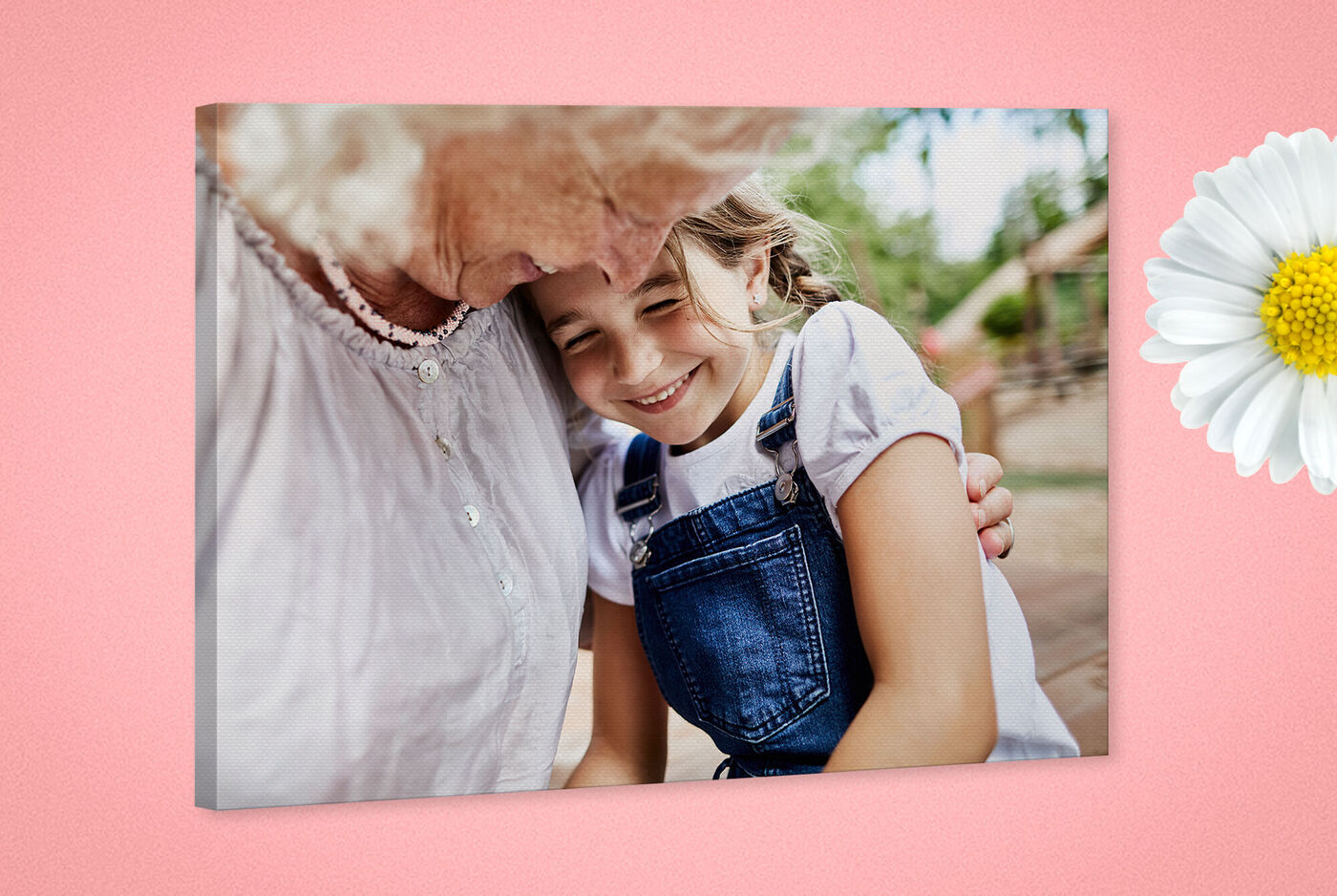 Une étreinte affectueuse entre un adulte et un enfant en plein air