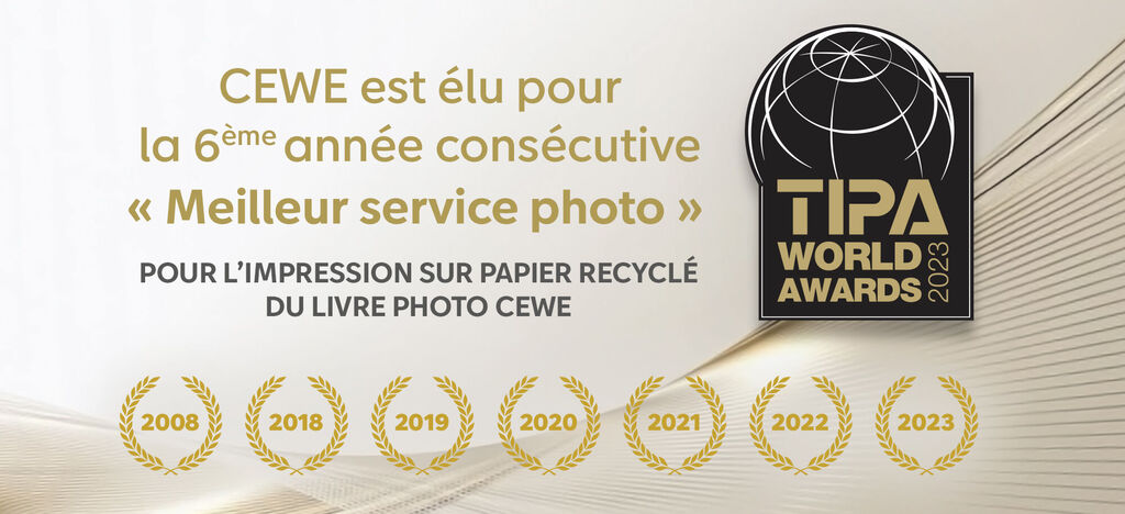 CEWE a reçu le prix du meilleur service photo 2023 pour son calendrier sur papier recyclé.