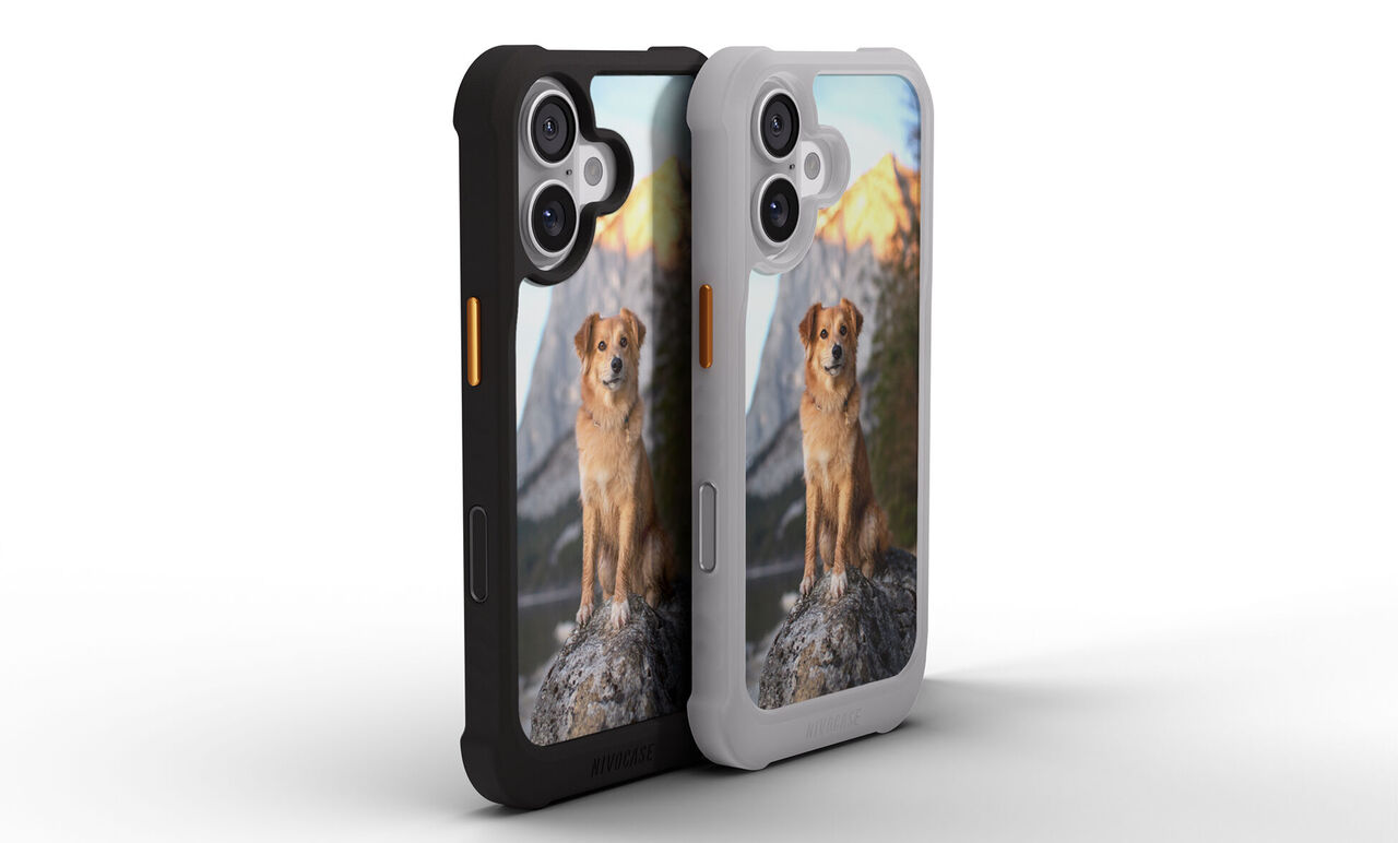 Vue de dos de deux coques de téléphone personnalisées avec un chien