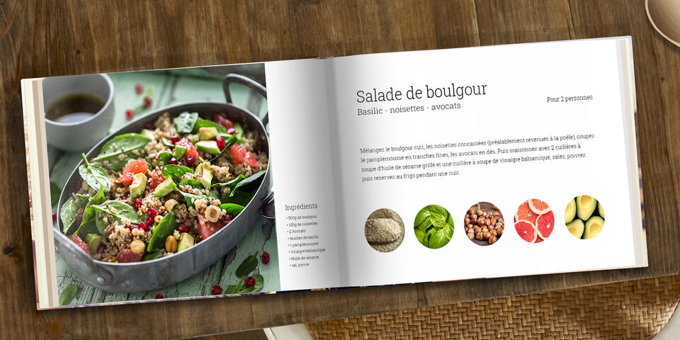 Une salade délicieuse avec du boulgour, des légumes frais et des herbes.