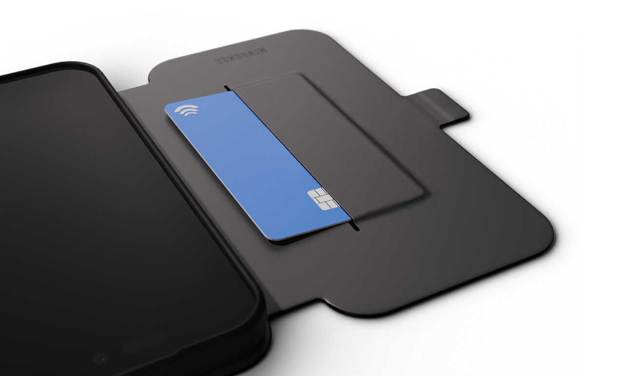 Intérieur d’une coque portefeuille avec rabat et emplacement pour carte
