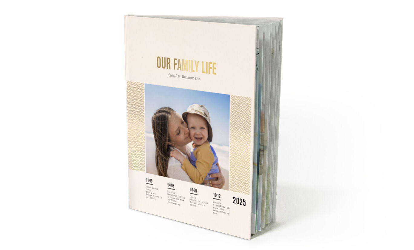 Modèle créatif de livre photo de l'année, ton beige clair