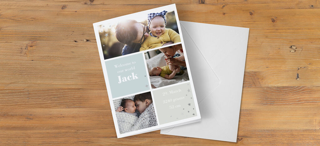 Une carte photo soigneusement conçue avec plusieurs images d'enfants, y compris des instantanés de moments inoubliables.